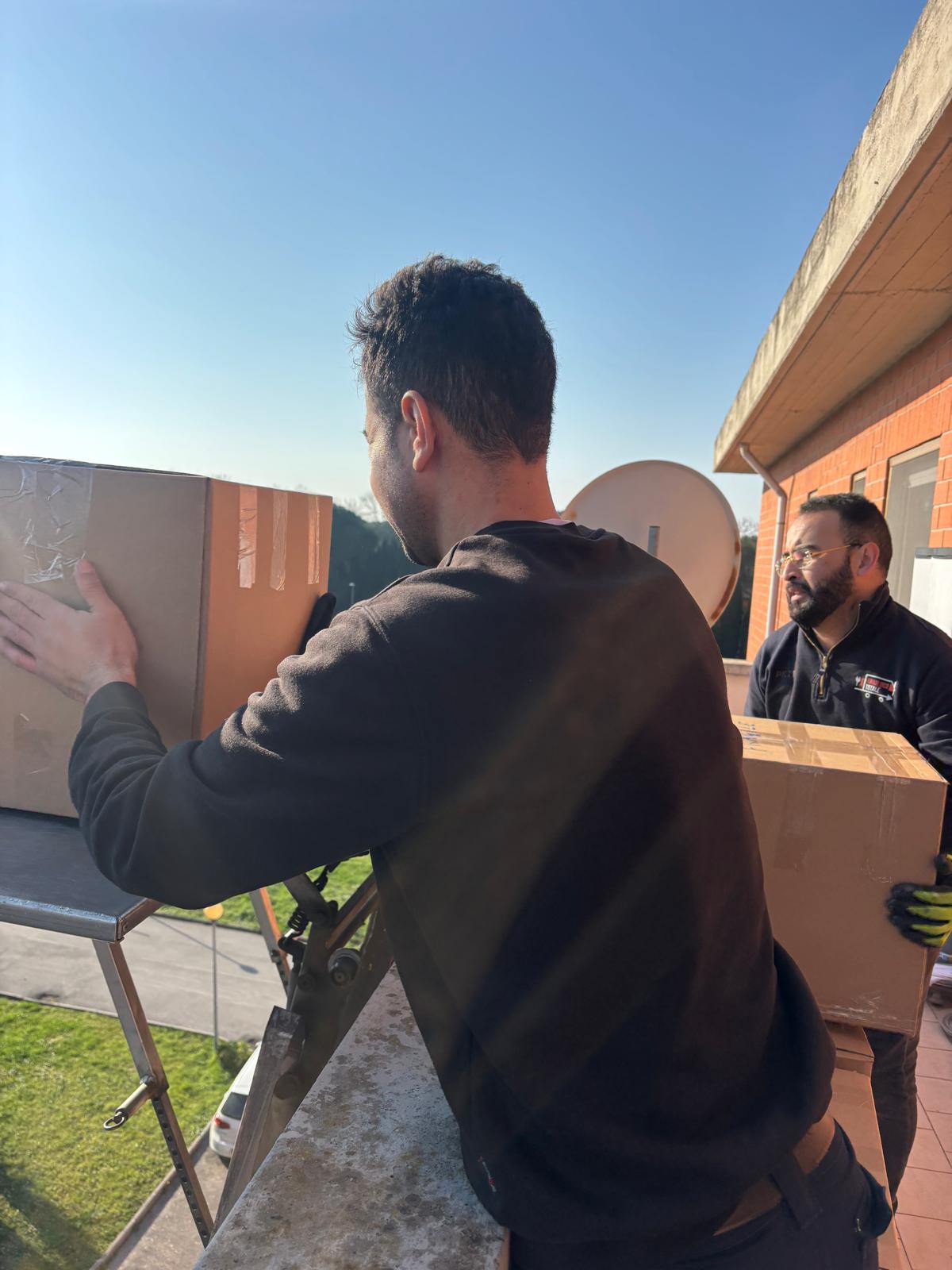 traslochi a pisa total move scala aerea 1